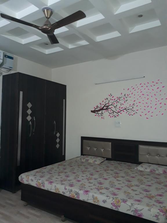 Nest Residency Faridabad Eksteriør bilde