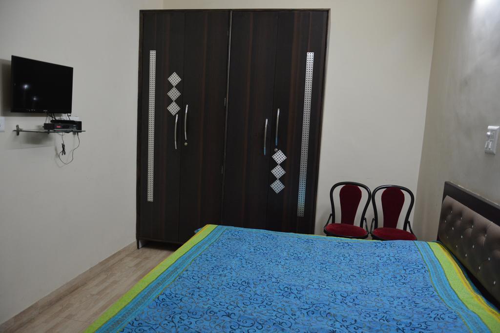 Nest Residency Faridabad Eksteriør bilde