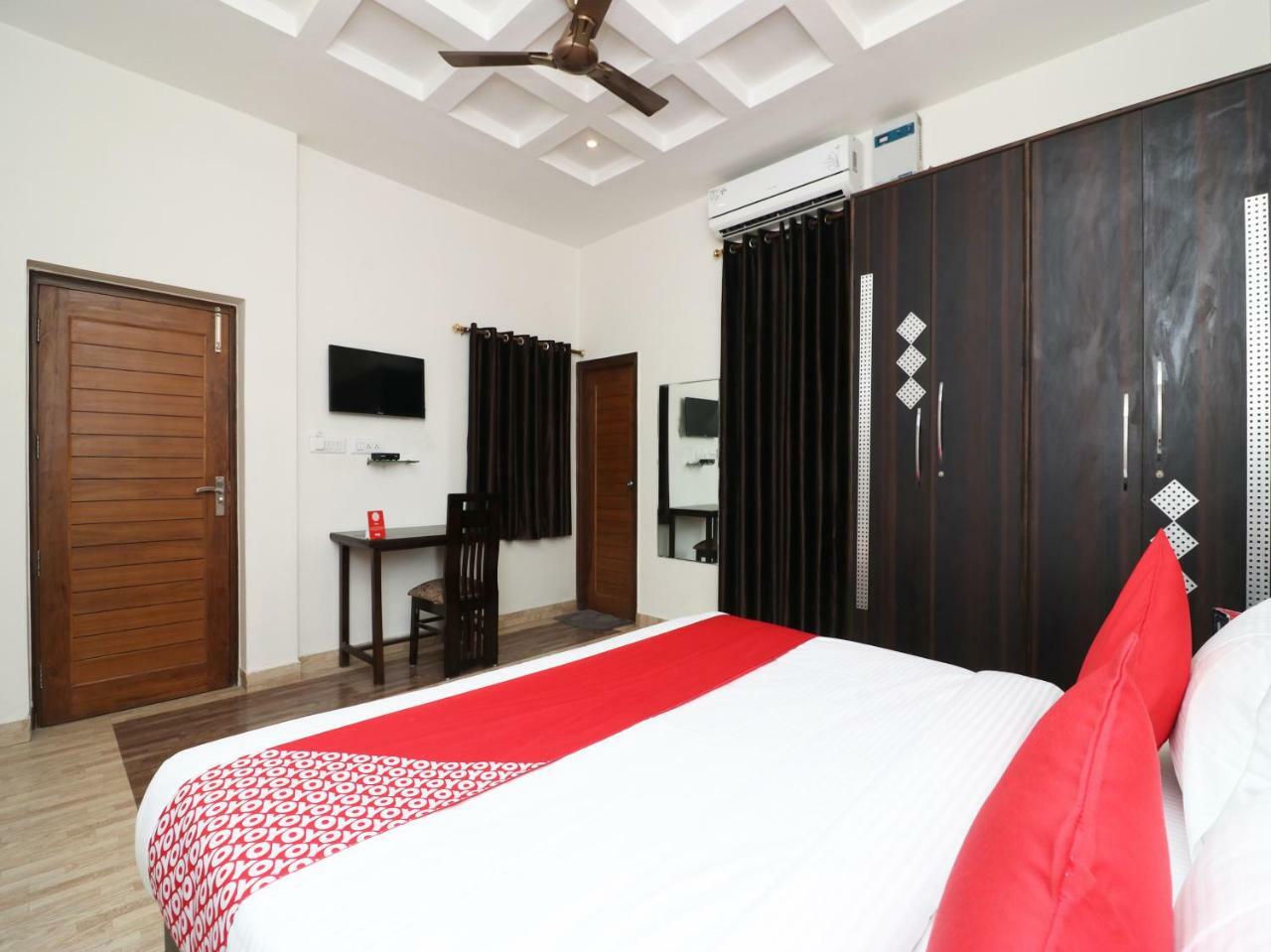 Nest Residency Faridabad Eksteriør bilde